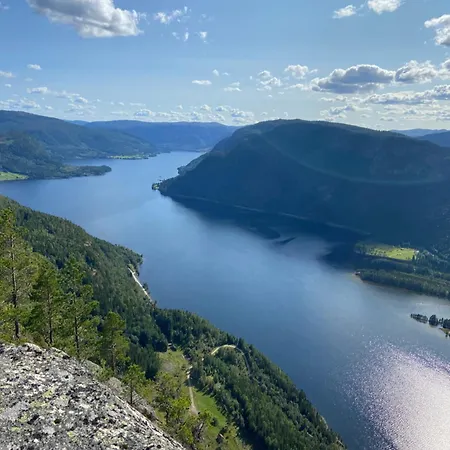 לינה וארוחת בוקר Setesdal & Bygland